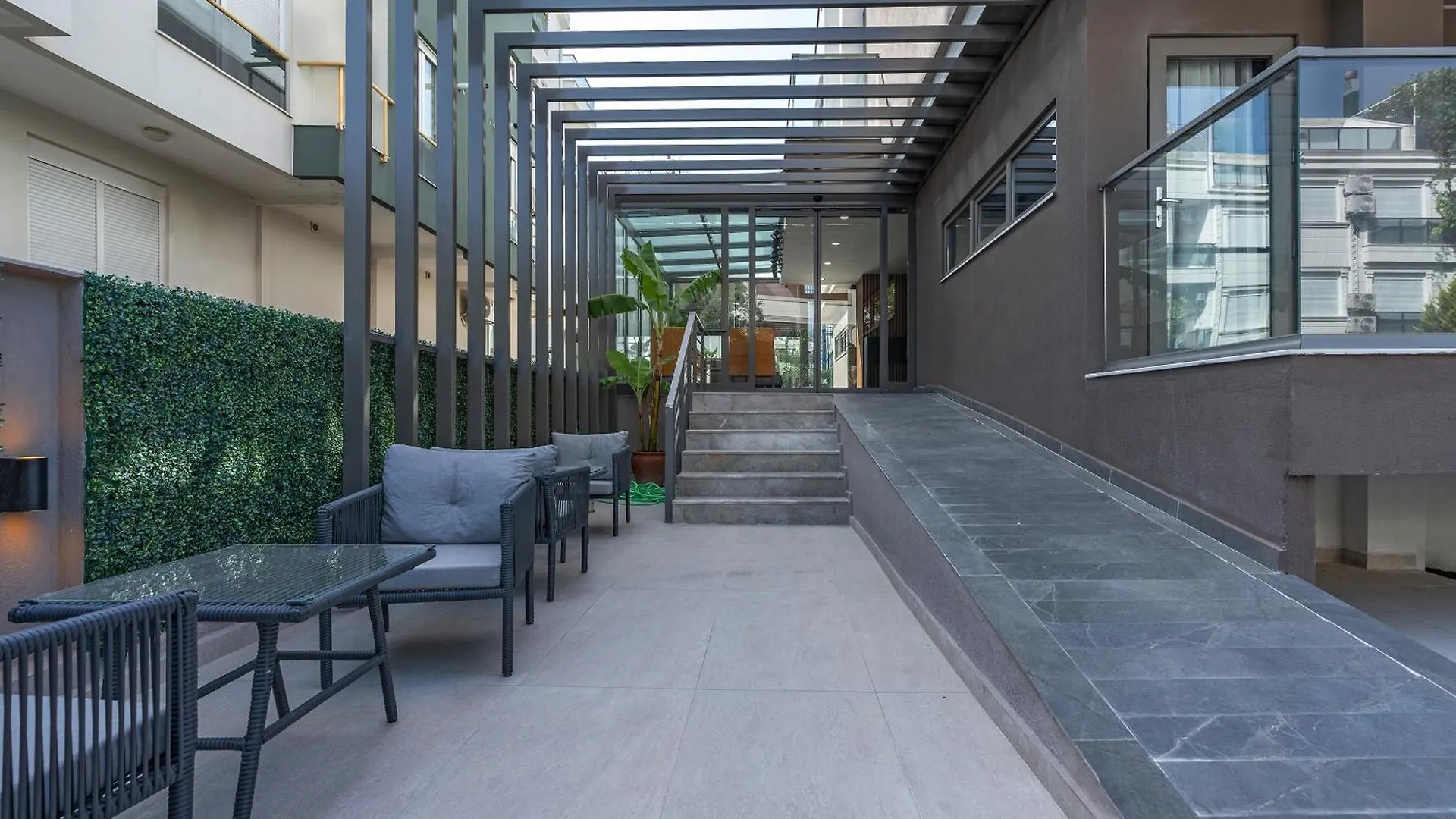 Doqu Suites Hotel Antalya Aparthotel